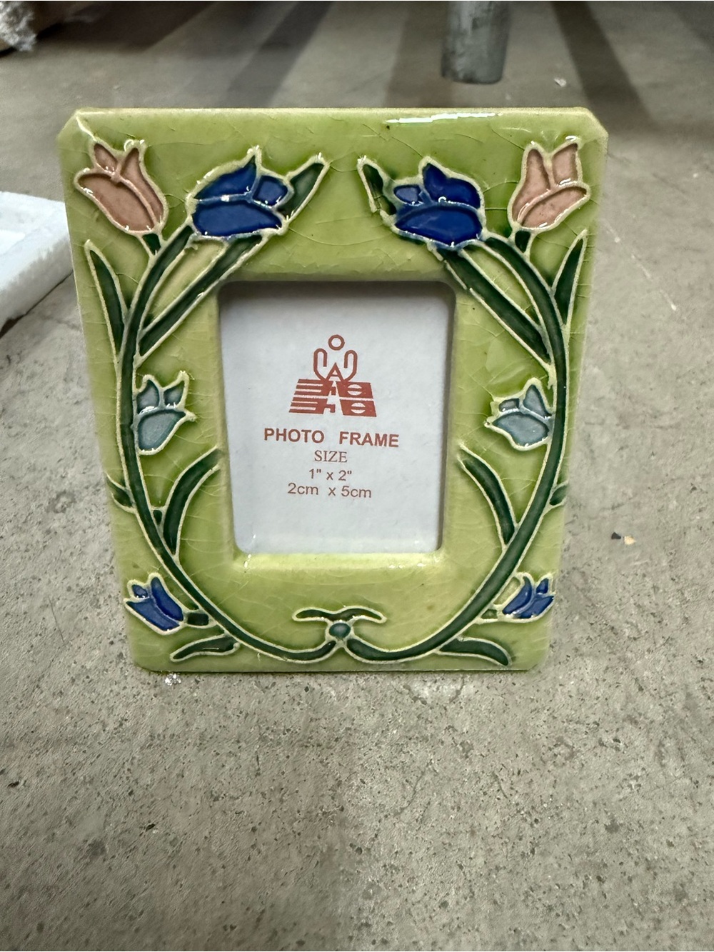 Vintage Green Floral Ceramic Photo Frame - 1" x 2"
